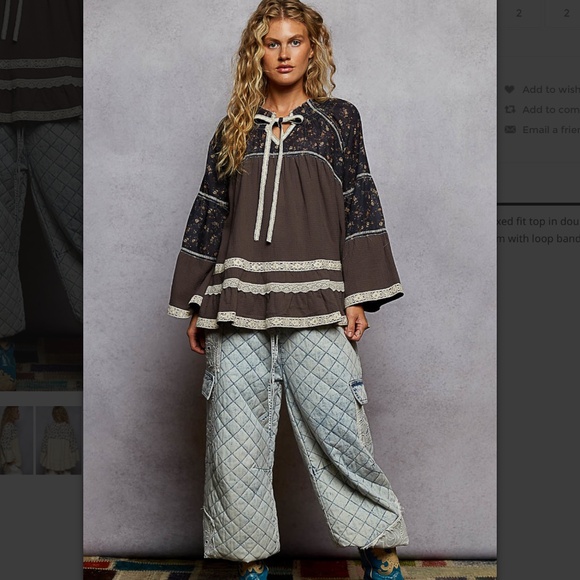 POL “ Dana “ POL V-Neck Double Gauze Top with Floral Fabric Detail 59A NWT - Picture 5 of 5